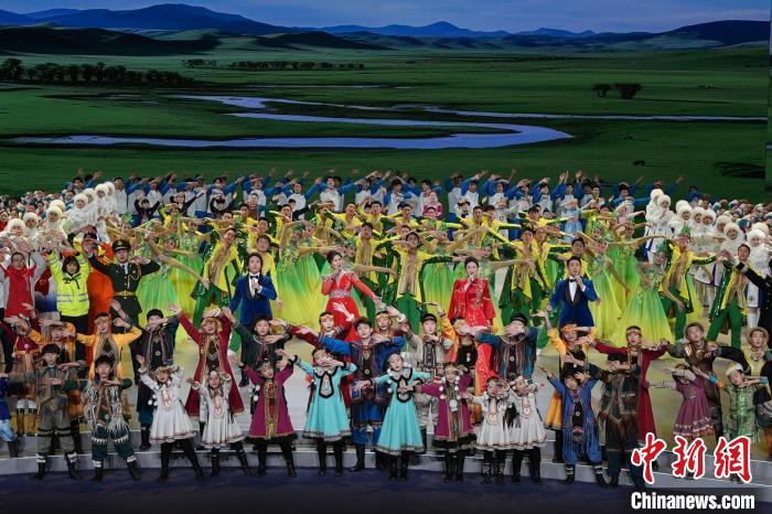 十四冬闭幕式特写：从草原出发，与冰雪再约，