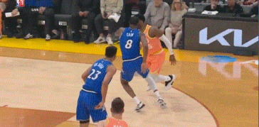 哈登加盟骑士首战爆发 半场22分助球队4连胜