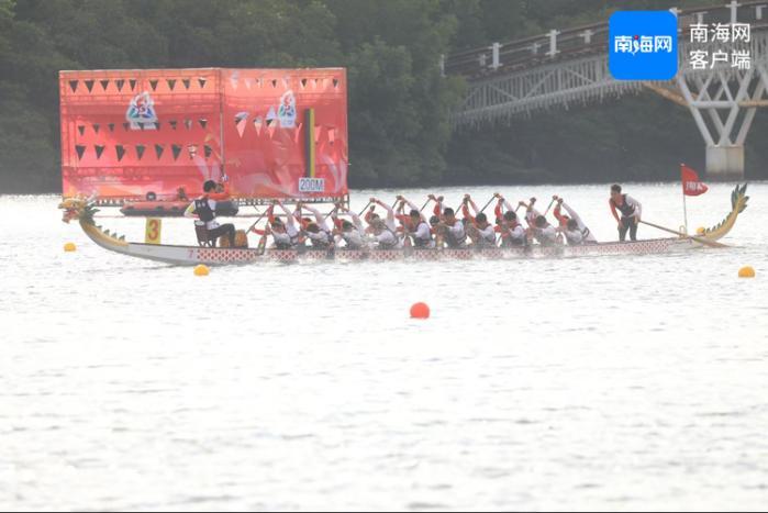 第十二届全国少数民族传统体育运动会龙舟赛在